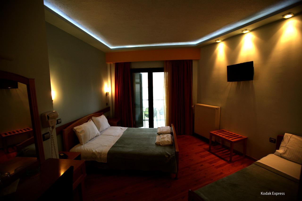 Hotel Elikonio Agia Anna  Exterior foto